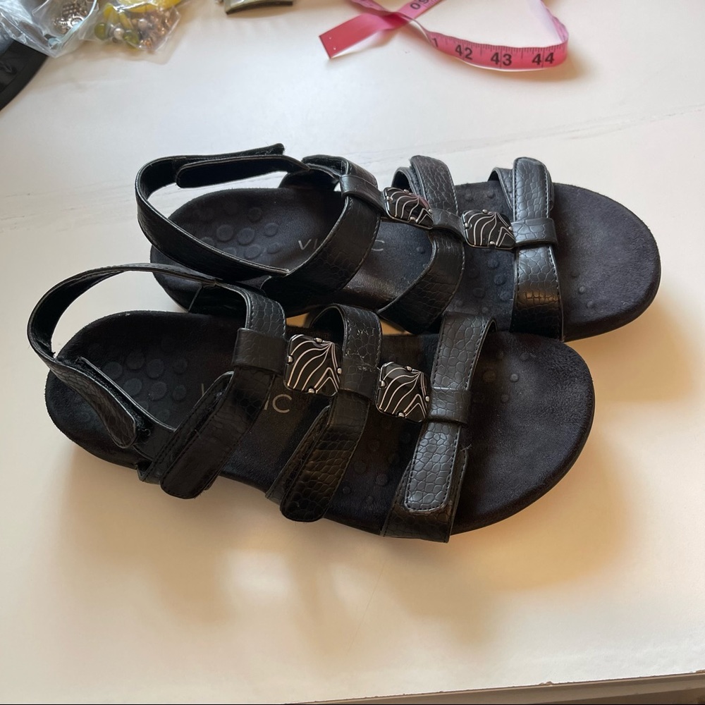 Vionic Amber Adjustable Sandals Black Crocodile 7 - image 2